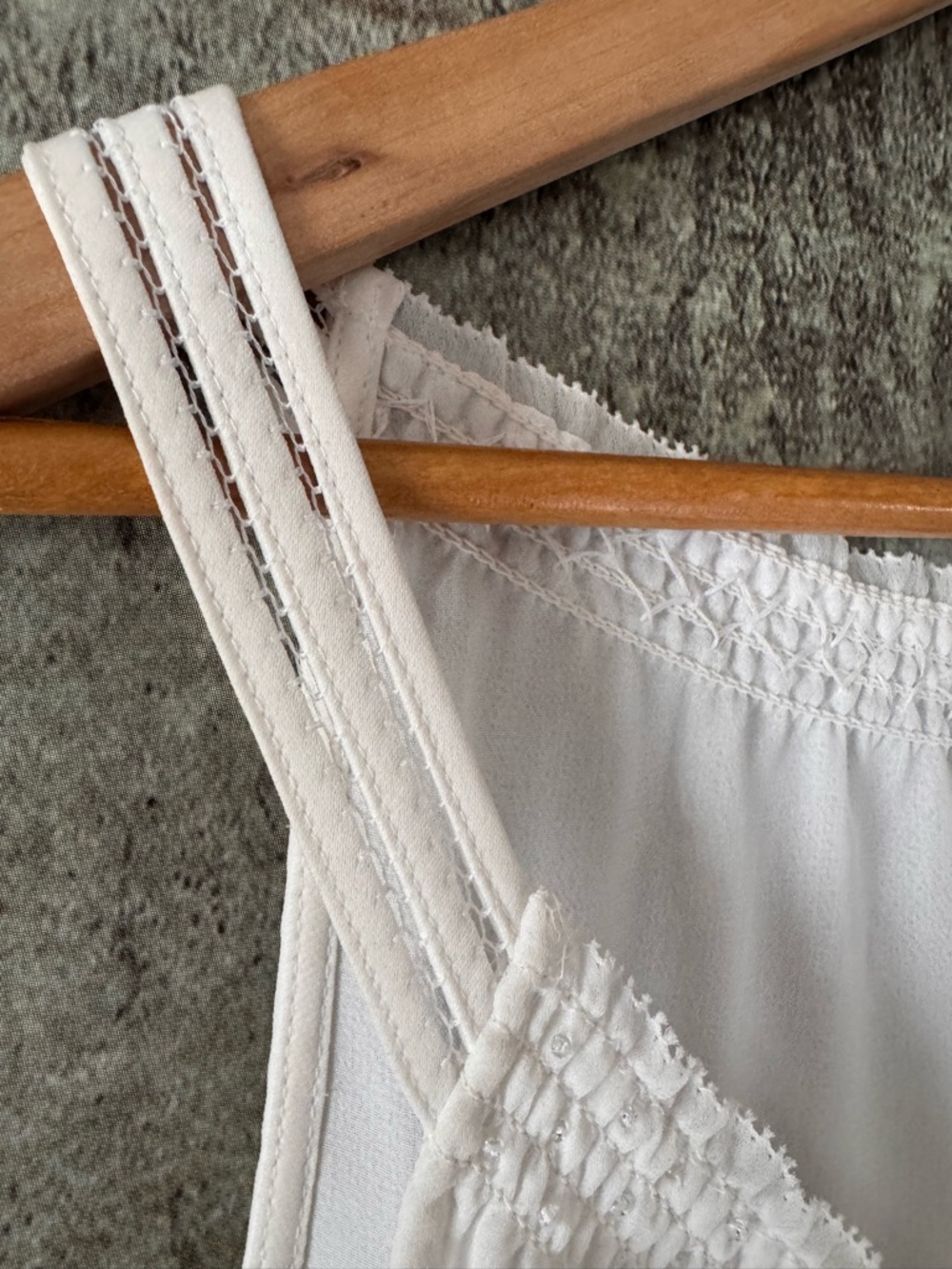 White House BM V-Neck Ruffle Detail Tank Top - Picture 7 of 10